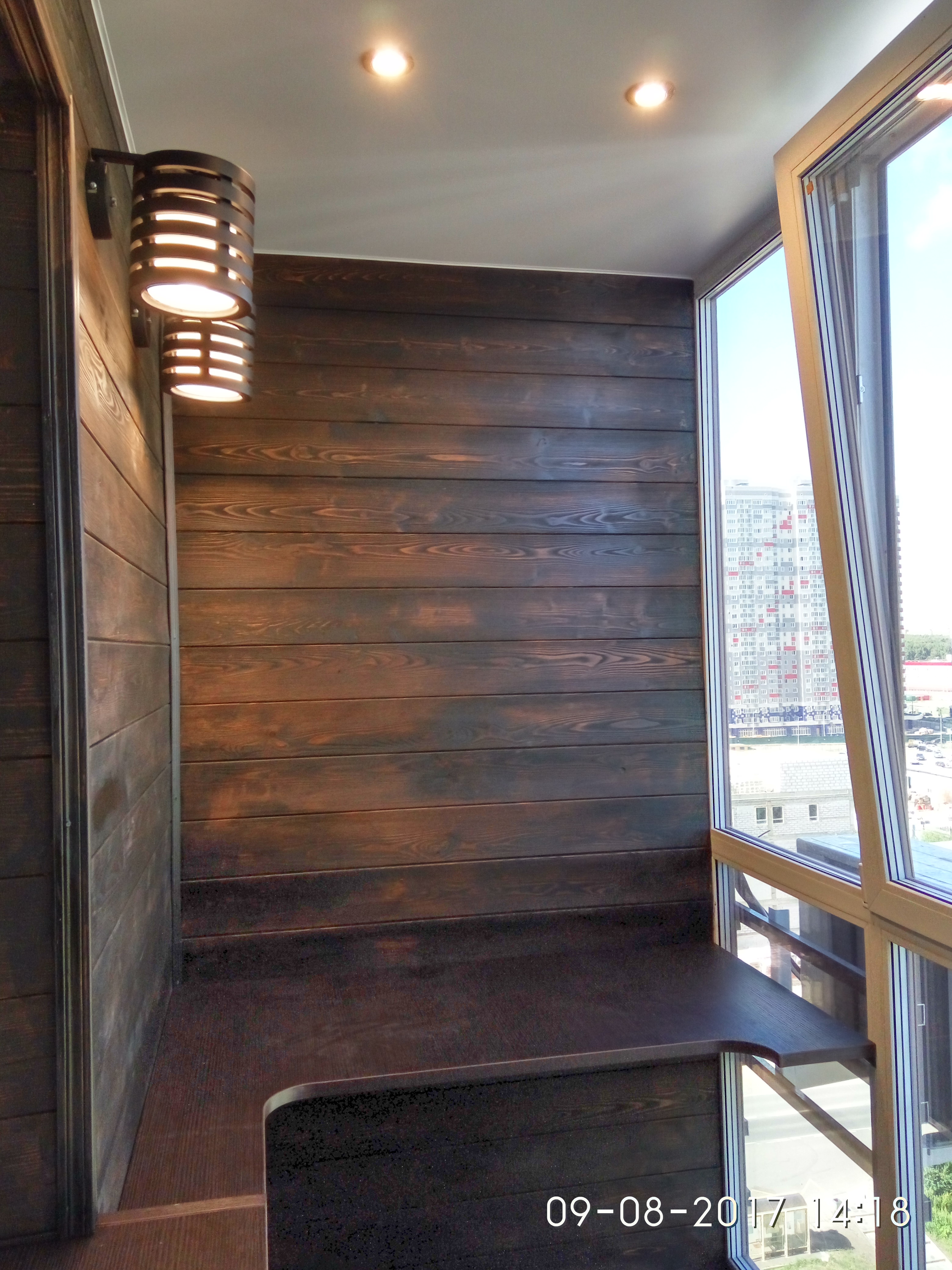 Обшивка балкона вагонкой | Спец - балкон